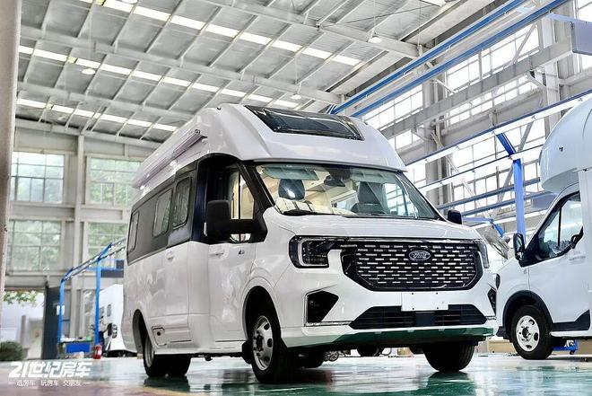 !这款飞翔T8铁C房车如何做到“配置拉满”?不朽情缘游戏手机版福特23T动力+无接缝车身(图5) !这款飞翔T8铁C房车如何做到“配置拉满”?不朽情缘游戏手机版福特23T动力+无接缝车身(图5)